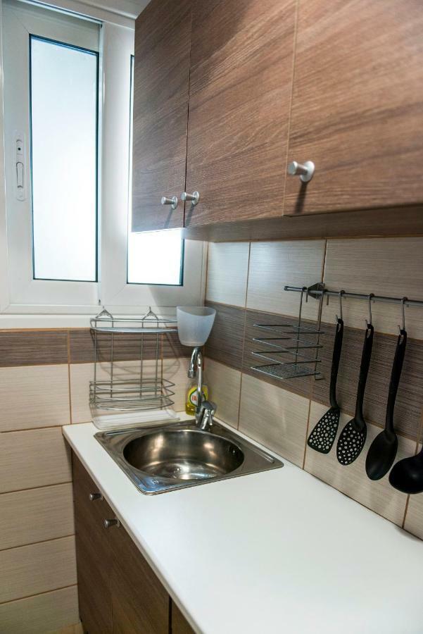 Athenshub - Across Metro Station Apartment Ngoại thất bức ảnh